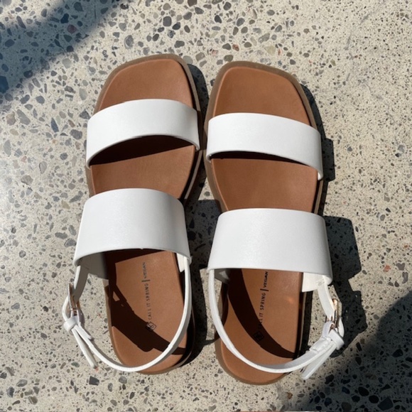 Call It Spring // Slingback Sandals // White // 100% Vegan // Size 7.5 - Picture 3 of 5